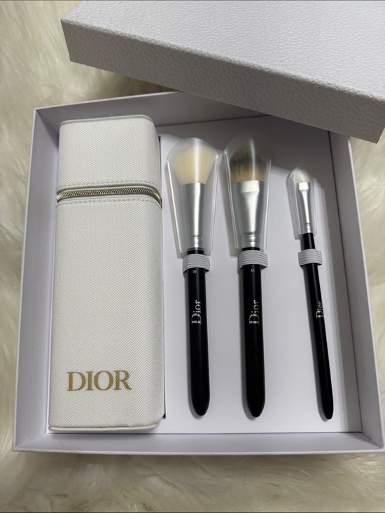 Dior Other - Dior White and Black Travel Brush Set with Gold Logo